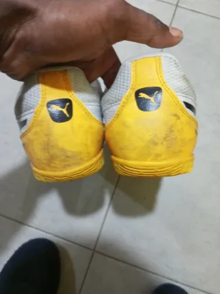 Zapatillas Puma Beige/Blancas