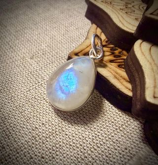 Colgante de Piedra Luna en Plata