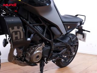 HUSQVARNA SVARTPILEN 125 ABS