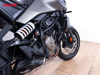 HUSQVARNA SVARTPILEN 125 ABS