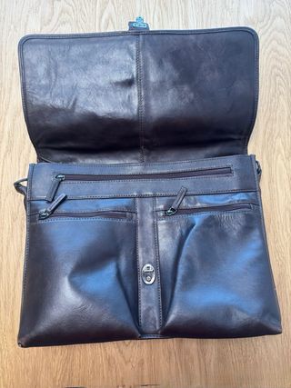 Maletín de piel Adolfo Domínguez