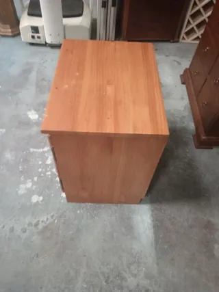 Mueble bajo madera 2 puertas