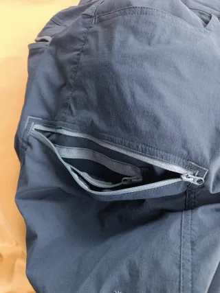 Pantalón trekking convertible azul