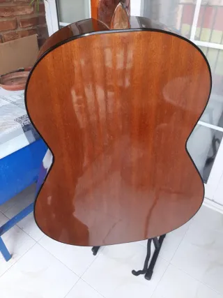 Guitarra Admira