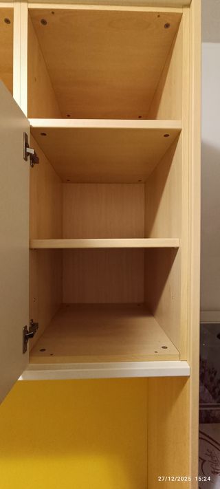 Armadio a ponte, letto, cassetti, rete, materasso