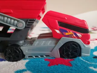 Camión Transporte Hot Wheels
