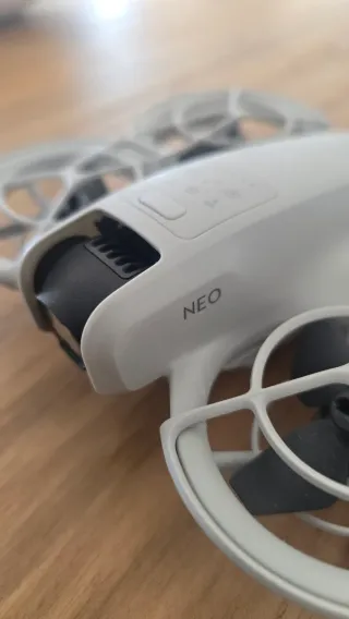 Dron DJI NEO - 2 Baterías