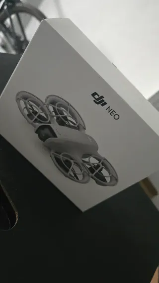 Dron DJI NEO - 2 Baterías