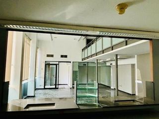 Local comercial en venta en Barañain