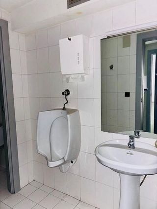 Local comercial en venta en Barañain