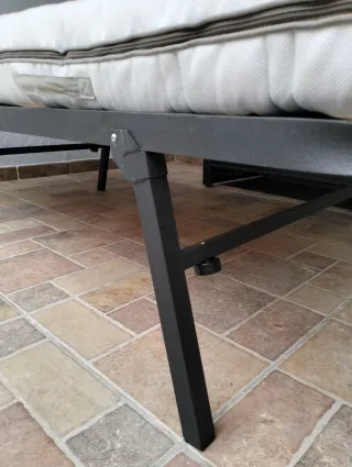 Somier 190x90 con patas + colchón