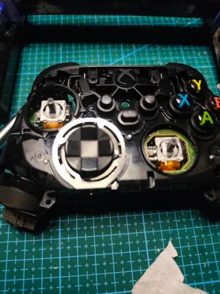 Controller Xbox Series X/S con joystick magnetici TMR