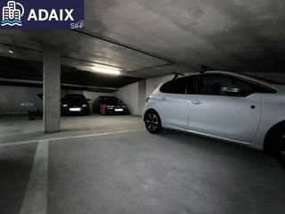 Garaje en venta en Cuatro Caminos - Plaza de la Cubela en Coruña (A)