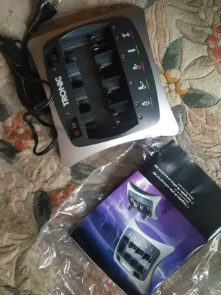 Cargador Baterías Universal Tronic NUEVO