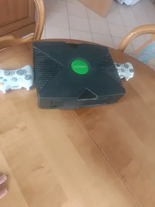 Xbox Original + 2 Mandos