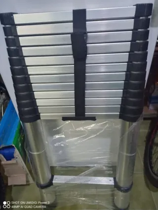 Escalera telescópica 5 metros nueva