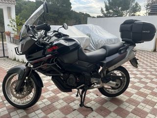 Aprilia ETV1000 Caponord 2007 Etiqueta C