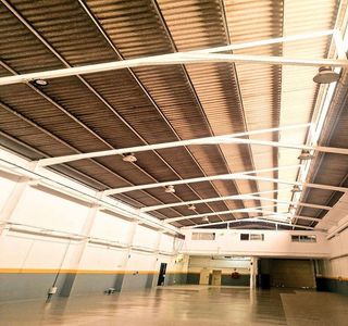 Nave industrial en alquiler en Casagemes - Canyadó en Badalona