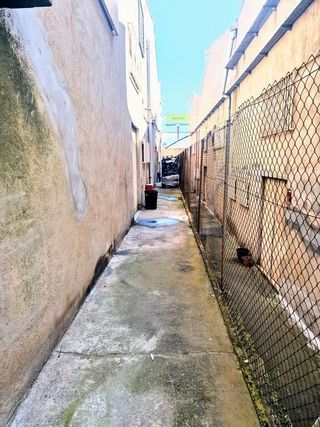 Nave industrial en alquiler en Casagemes - Canyadó en Badalona