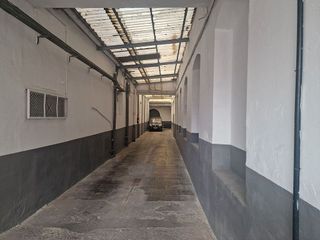 Local comercial en alquiler en Almeda - El Corte Inglés en Cornellà de Llobregat