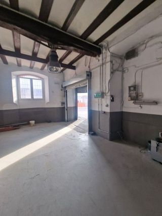 Local comercial en alquiler en Almeda - El Corte Inglés en Cornellà de Llobregat