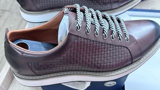 Zapatos de vestir marrones talla 41 en piel.