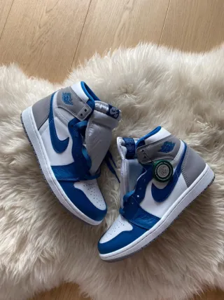 Jordan 1 Retro High OG Blue Grey Talla 39