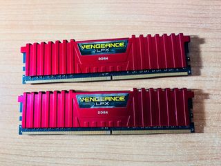 Memoria RAM DDR4 Corsair Vengeance 8GB (2x4)