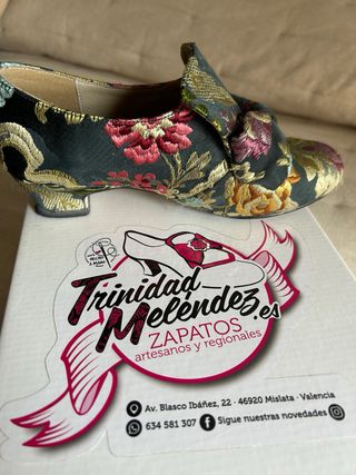 Zapatos fallera Trinidad Meléndez