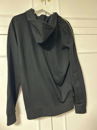 Sudadera 11 Degrees cremallera negra y dorada