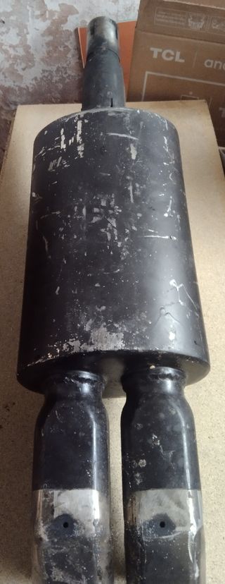 Silencio doble salida