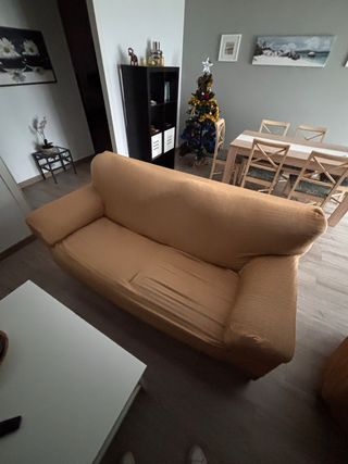 Sofá de tela marrón/naranja