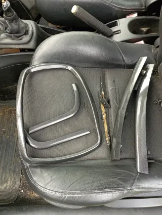 Molduras Interiores Peugeot 207 GT RC en buen esta