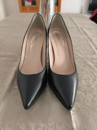 Zapatos de piel negros para mujer 39