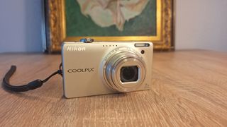 Cámara Digital Nikon Coolpix S6000 14.2 MP