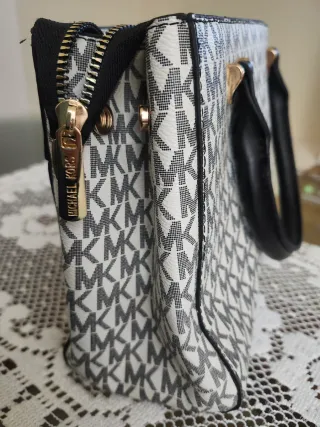 Bolso Michael Kors Negro y Blanco
