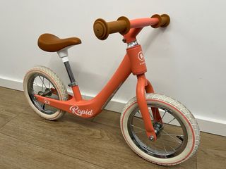 Bicicleta Kinderkraft Rapid sin pedales