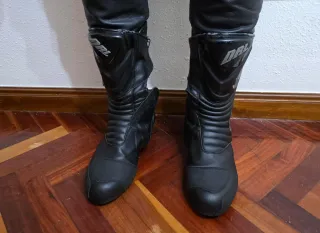 Chaqueta de moto de cuero negra