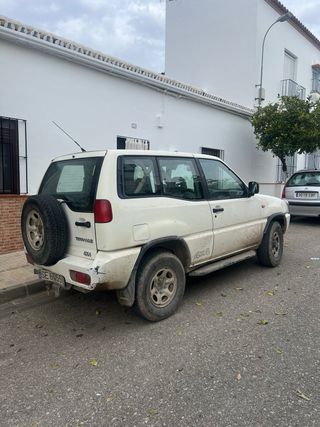 Nissan Terrano 1995