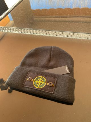 Gorro Stone Island Negro