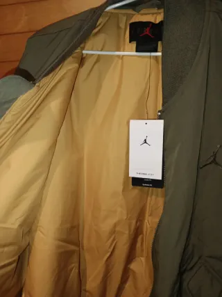 Chaqueta Bomber Jordan Verde Oliva