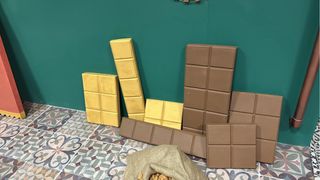 Decorado fabrica chocolate turron fotografia