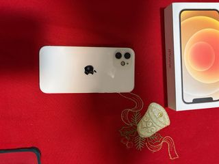 iPhone 12 Blanco 128GB Buen Estado