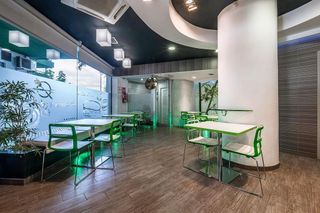 Local comercial en venta en San Francisco Javier en Granada