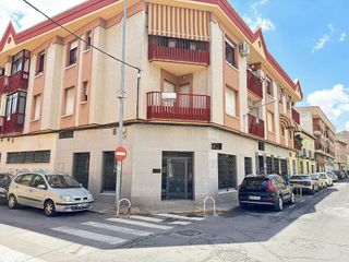 Local comercial en venta en Valdepeñas