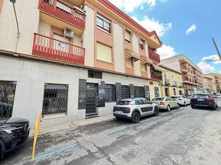 Local comercial en venta en Valdepeñas