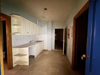 Local comercial en venta en Valdepeñas