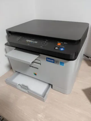 Stampante multifunzione Samsung con toner