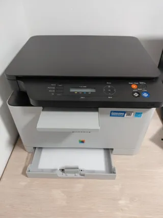 Stampante multifunzione Samsung con toner