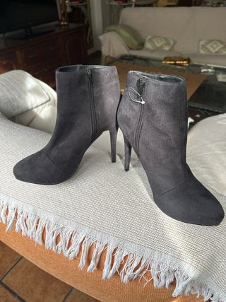 Botines negros de terciopelo